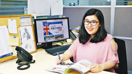 Angela指英國A-Level課程種類多元化，切合學生不同的學習興趣和喜好。